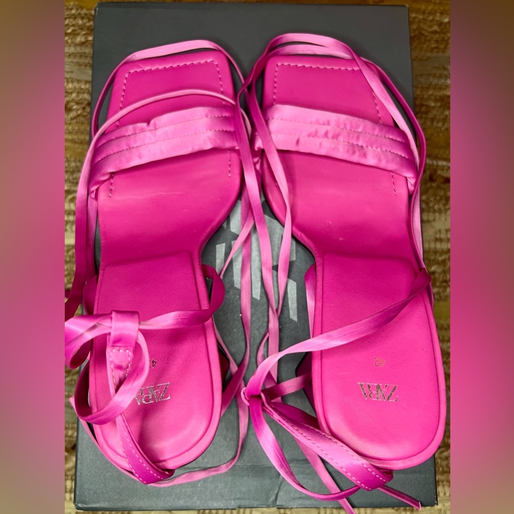 Zara Geometric Heeled Satin Sandals - Picture 4 of 16
